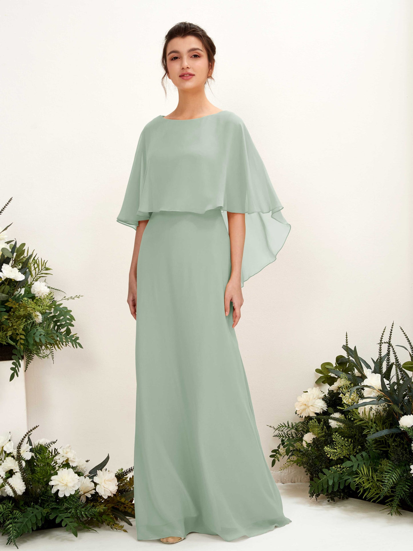 Festliches Kleid mit gerader Silhouette und weitem Ausschnitt