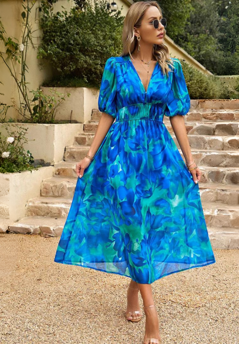 Zeitloses Midikleid mit kurzen Ärmeln für stilvolle Auftritte