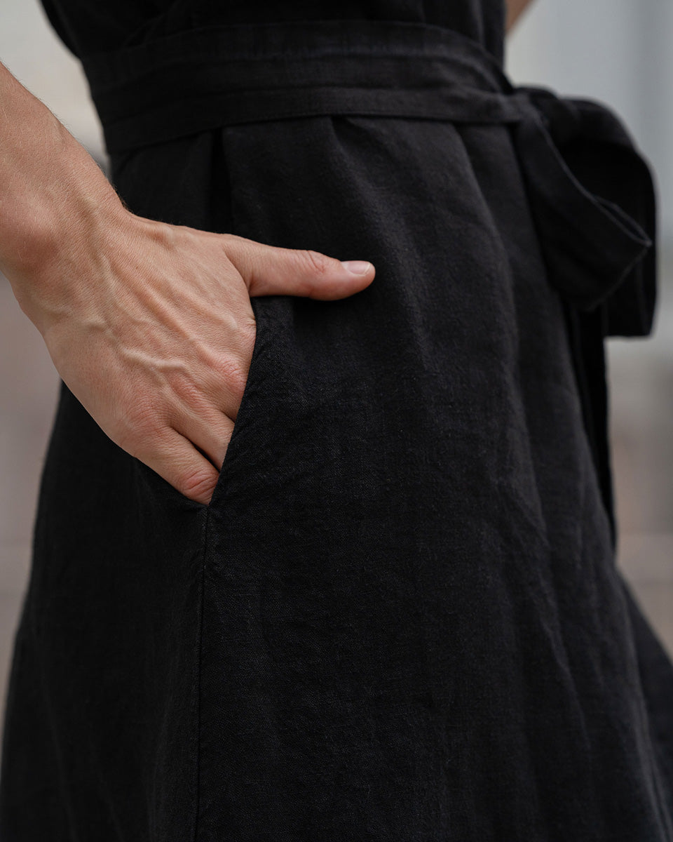 Wickelkleid mit kurzen Ärmeln und Gürtel für einen leichten Alltagsstil