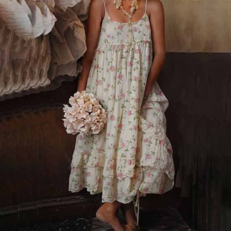 Elegantes Maxikleid mit feinen Trägern und zartem Blumenmuster