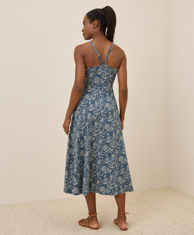 Leichtes Midikleid mit schmalen Trägern und ausgestelltem Schnitt für warme Anlässe