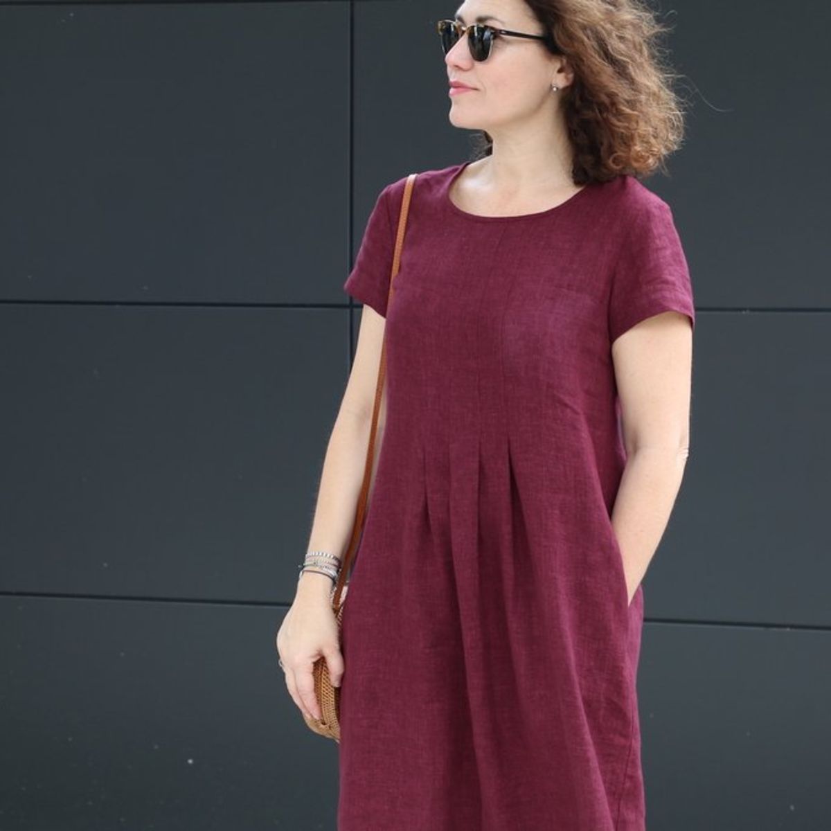 Elegantes Freizeitkleid mit kurzen Ärmeln für den Alltag