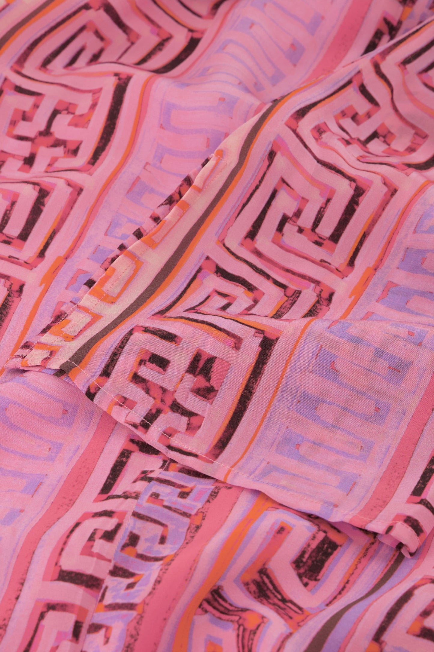 Langes Sommerkleid mit Print und weiten langen Ärmeln für einen stilvollen Auftritt