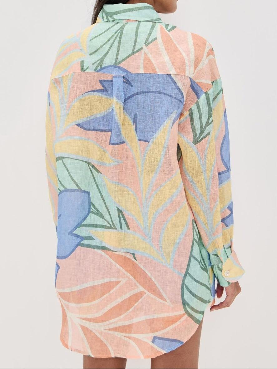 Zweiteiliges Sommer Set mit Shorts und Hemd im tropischen Blätterdesign