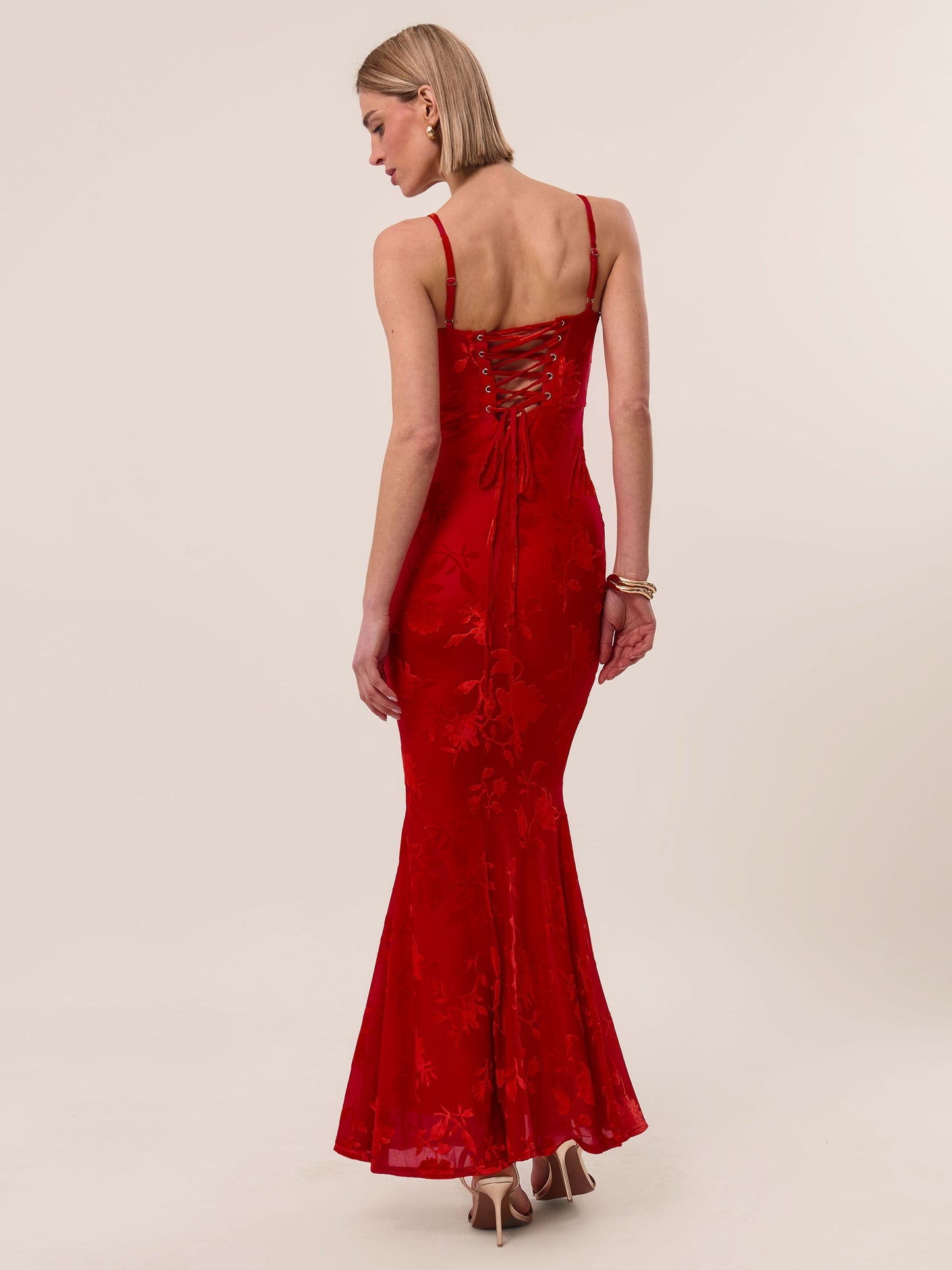 Maxikleid mit Trägern und floralem Muster für besondere Anlässe