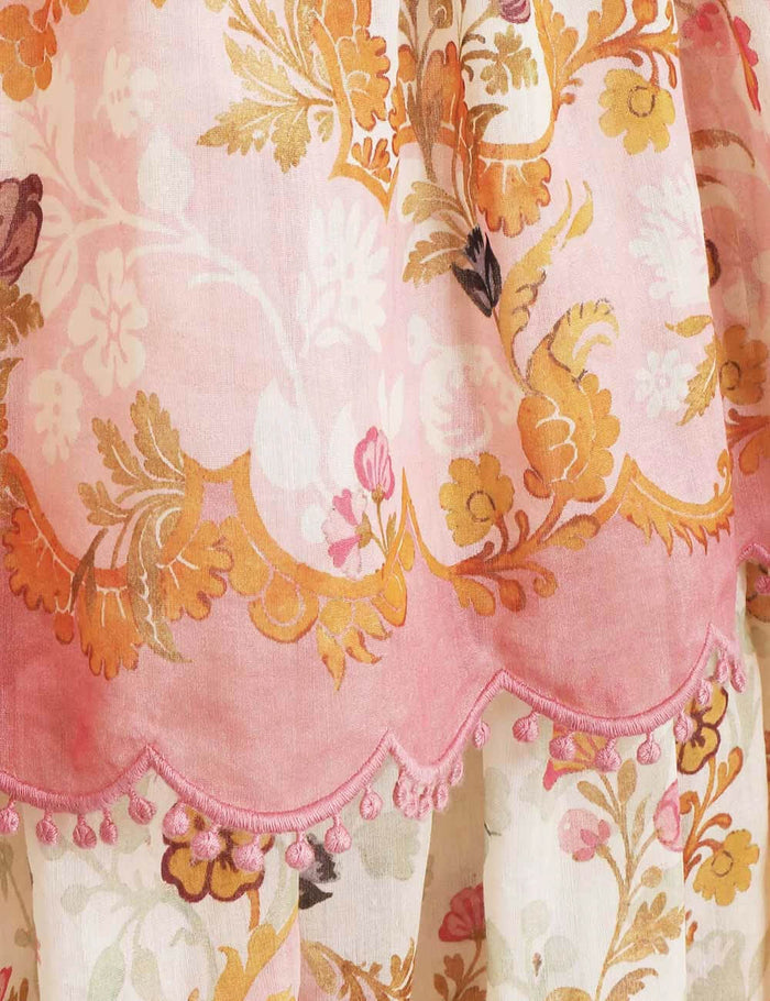 Floral Maxi-Kleid mit dünnen Trägern und gestuftem Rüschenabschluss
