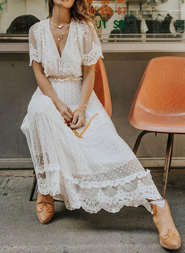 Boho Maxikleid mit feiner Stickerei für einen stilvollen Auftritt
