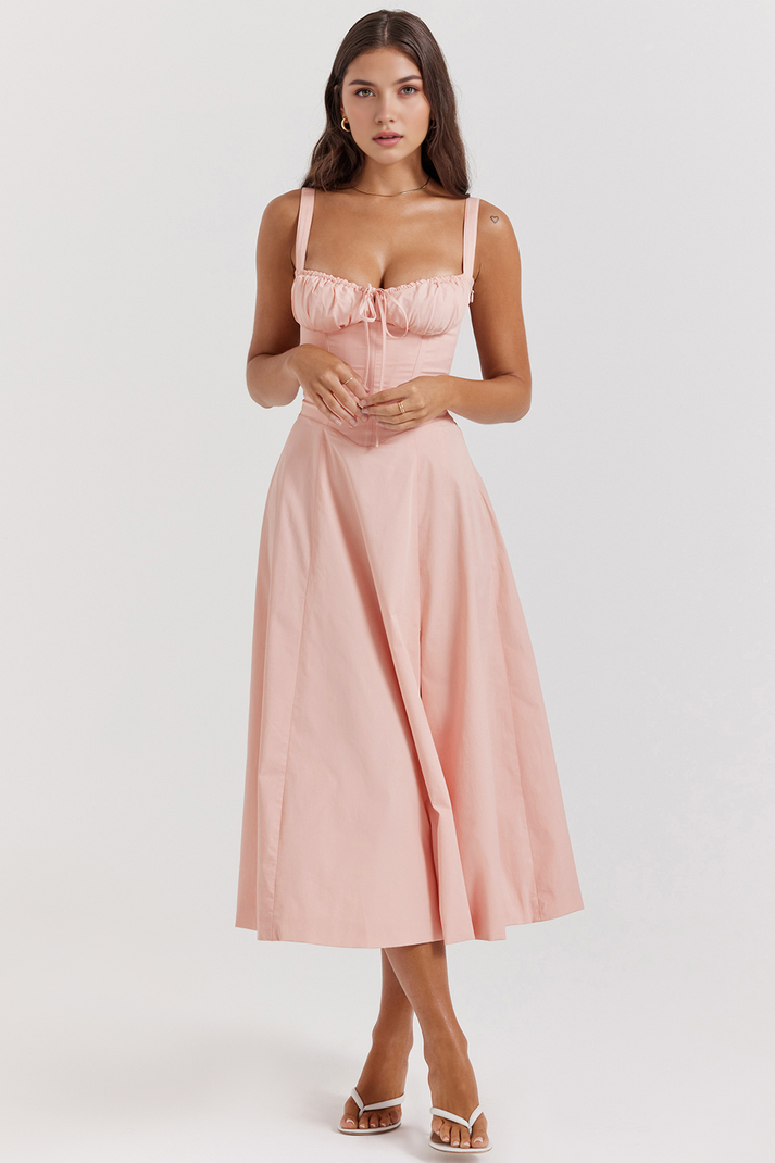Elegantes Midikleid mit eckigem Ausschnitt und schmalen Trägern