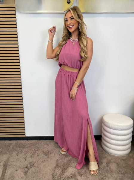 Sommerliches Set mit ärmellosem Top und langer Rock im eleganten Stil
