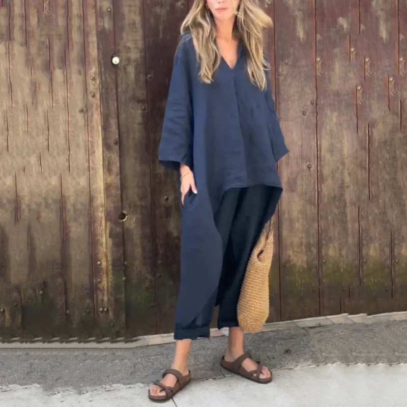 Zweiteiliges Damen Set mit langer Oberteilform und Hose mit abgerundetem Saum