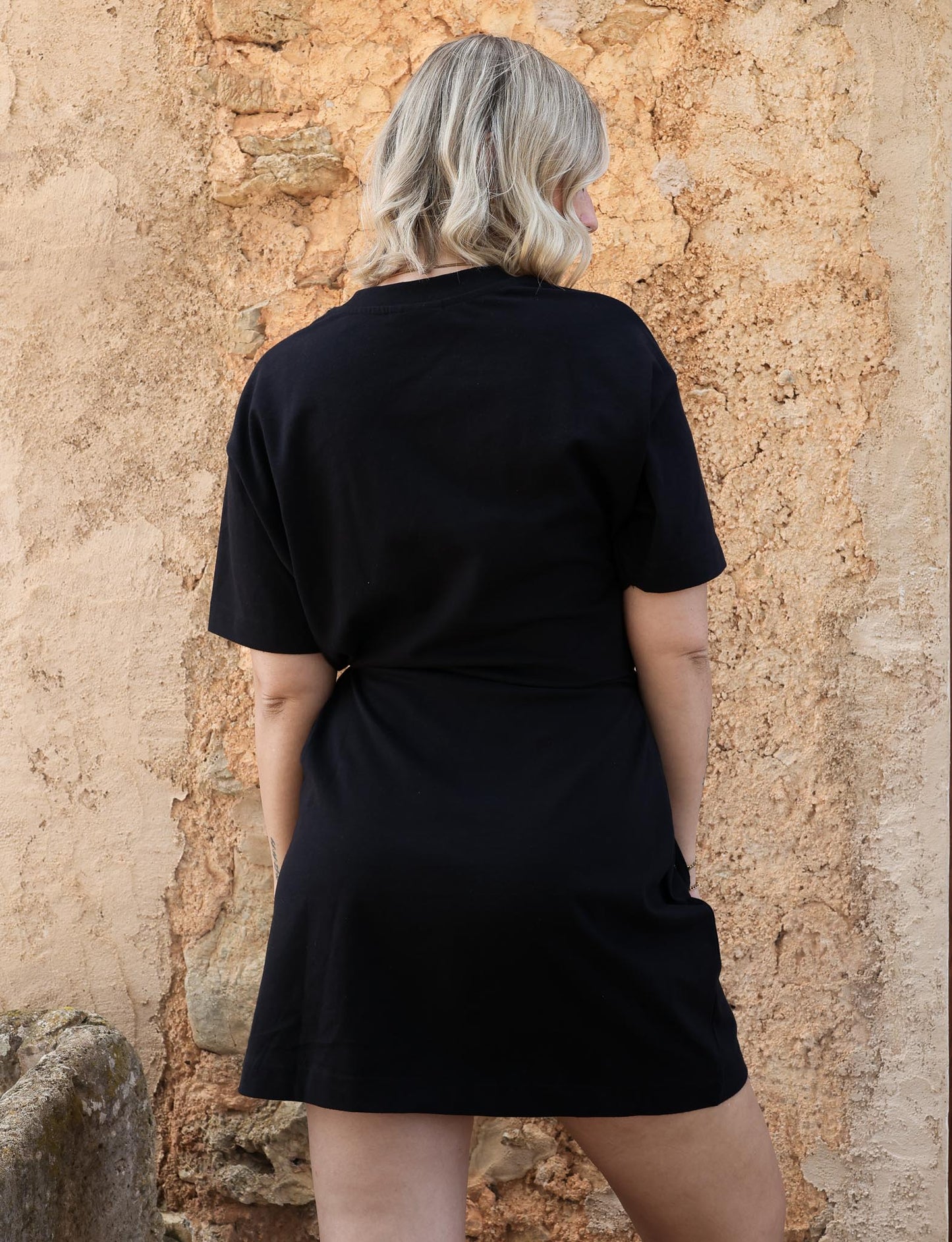 Locker geschnittenes T-Shirtkleid mit kurzen Ärmeln für den Alltag