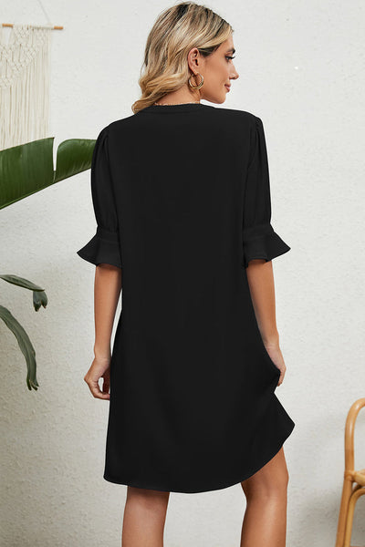Lässiges Freizeitkleid mit kurzen Ärmeln für einen stilvollen Auftritt