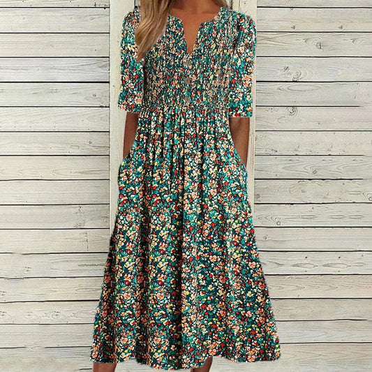 Kleid im Retro Stil mit floralem Muster und kurzen Ärmeln für den Alltag