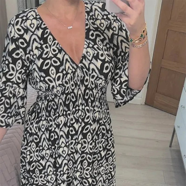 Langes Freizeitkleid mit gemustertem Stil und V-Ausschnitt