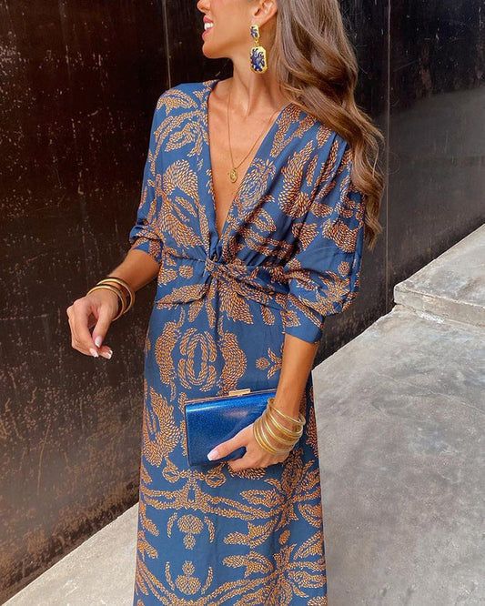 Sommer Maxikleid mit schmalem Schnitt und langen Ärmeln für stilvolle Tage