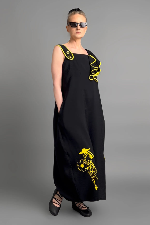 Langes Kleid mit stilvoller Silhouette im modernen Oversize-Look