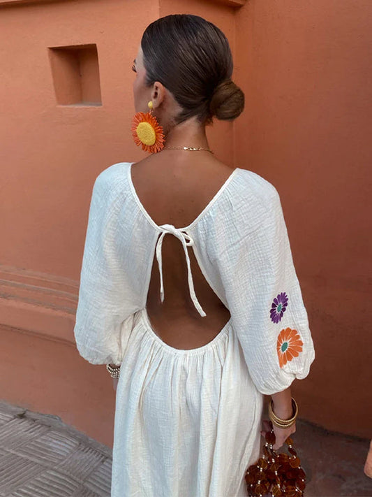 Langes Sommerkleid mit weiten Ärmeln für stilvolle Auftritte