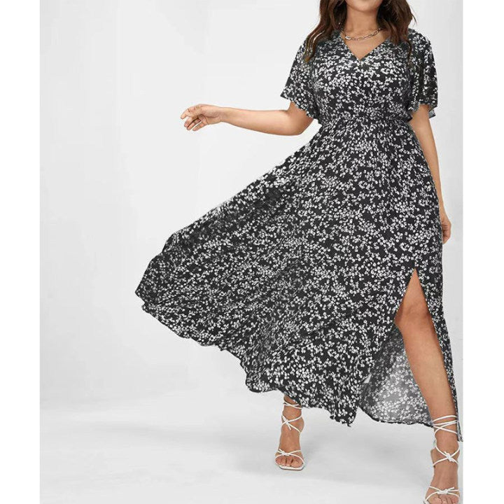 Geblümtes Maxikleid mit Seitenschlitz und kurzen Ärmeln für warme Tage