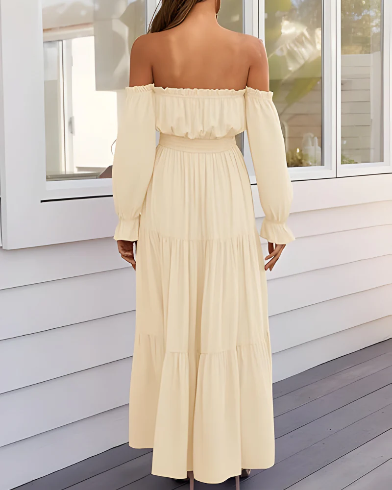 Elegantes Maxikleid für Damen mit schulterfreiem Design und leichtem Schlitz