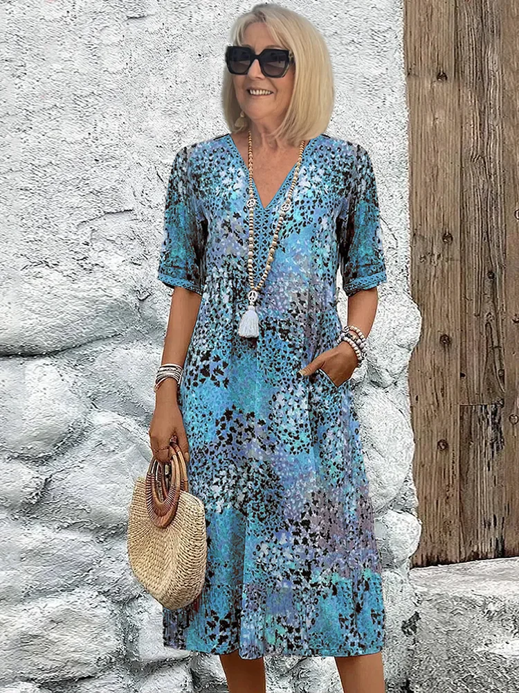 Bedrucktes Midikleid mit V-Ausschnitt und kurzen Ärmeln