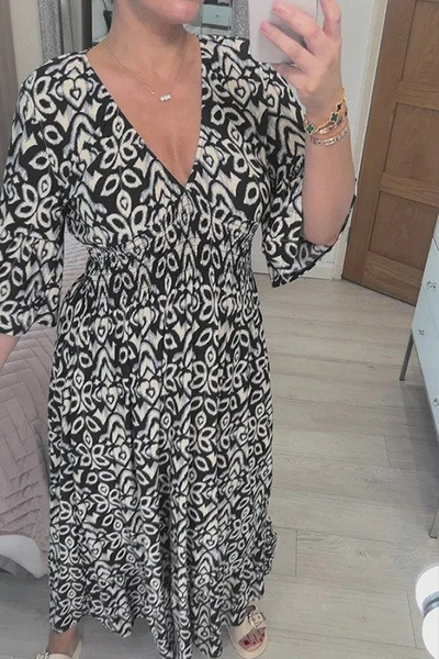 Boho Maxikleid mit sanftem Ausschnitt und mittellangen Ärmeln für besondere Anlässe